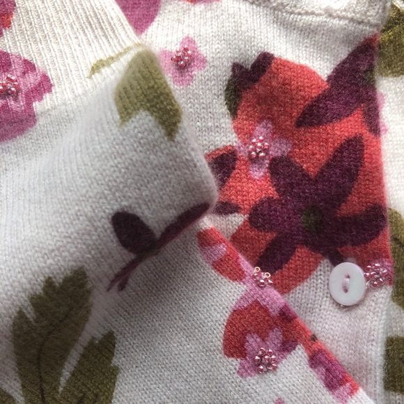Neiman Marcus / cashmere floral beaded cardigan - Picture 3 of 6